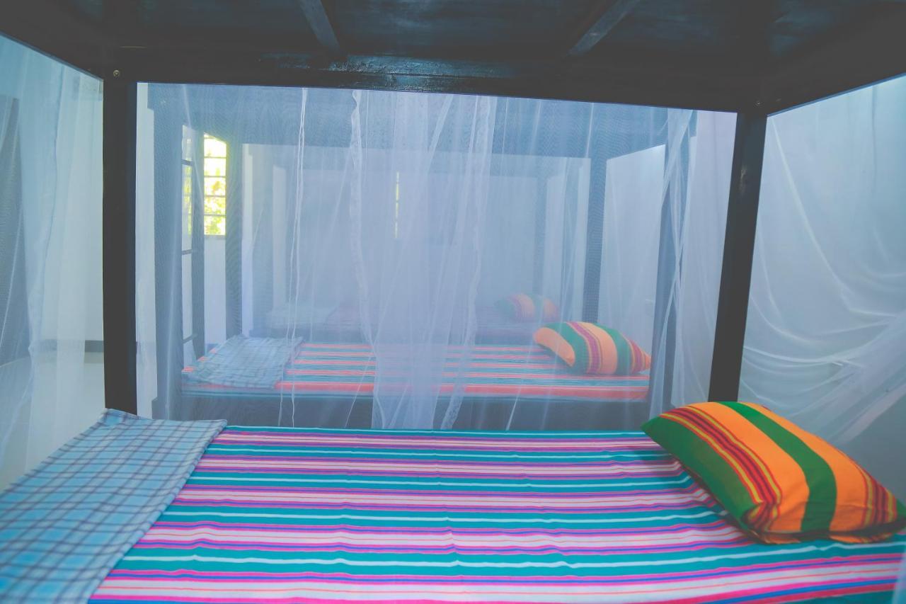 Hikka Surf Hostel Hikkaduwa Exteriér fotografie